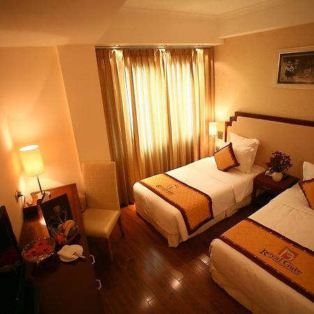 Royal Gate Hotel Hanoi Bagian luar foto