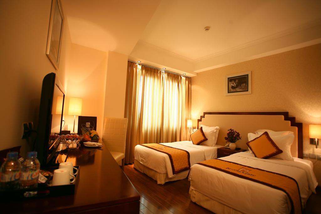 Royal Gate Hotel Hanoi Bagian luar foto