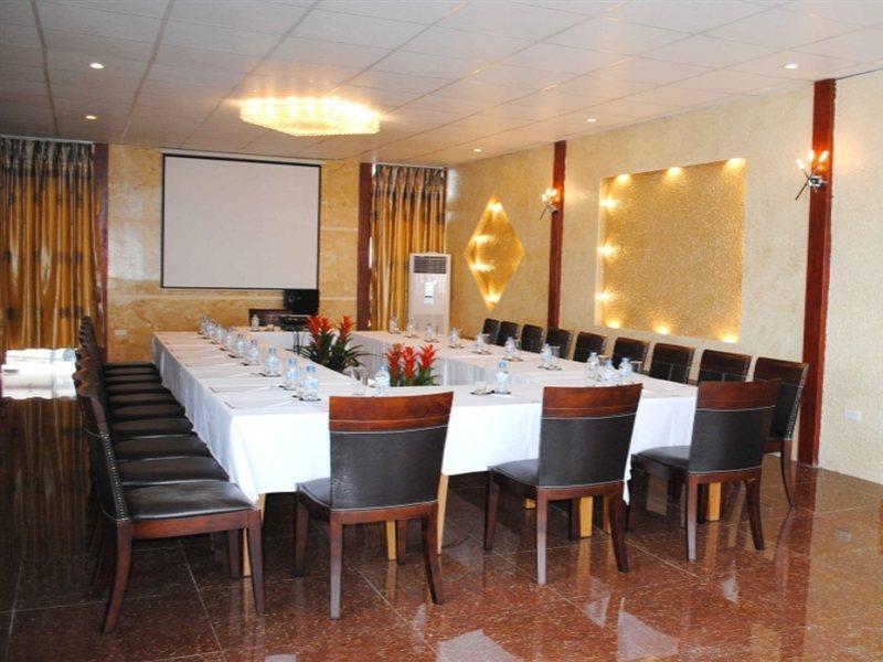 Royal Gate Hotel Hanoi Bagian luar foto