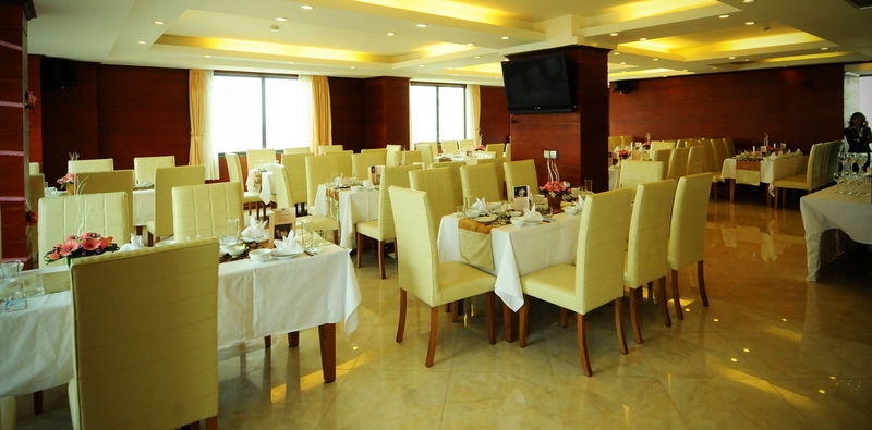 Royal Gate Hotel Hanoi Restoran foto
