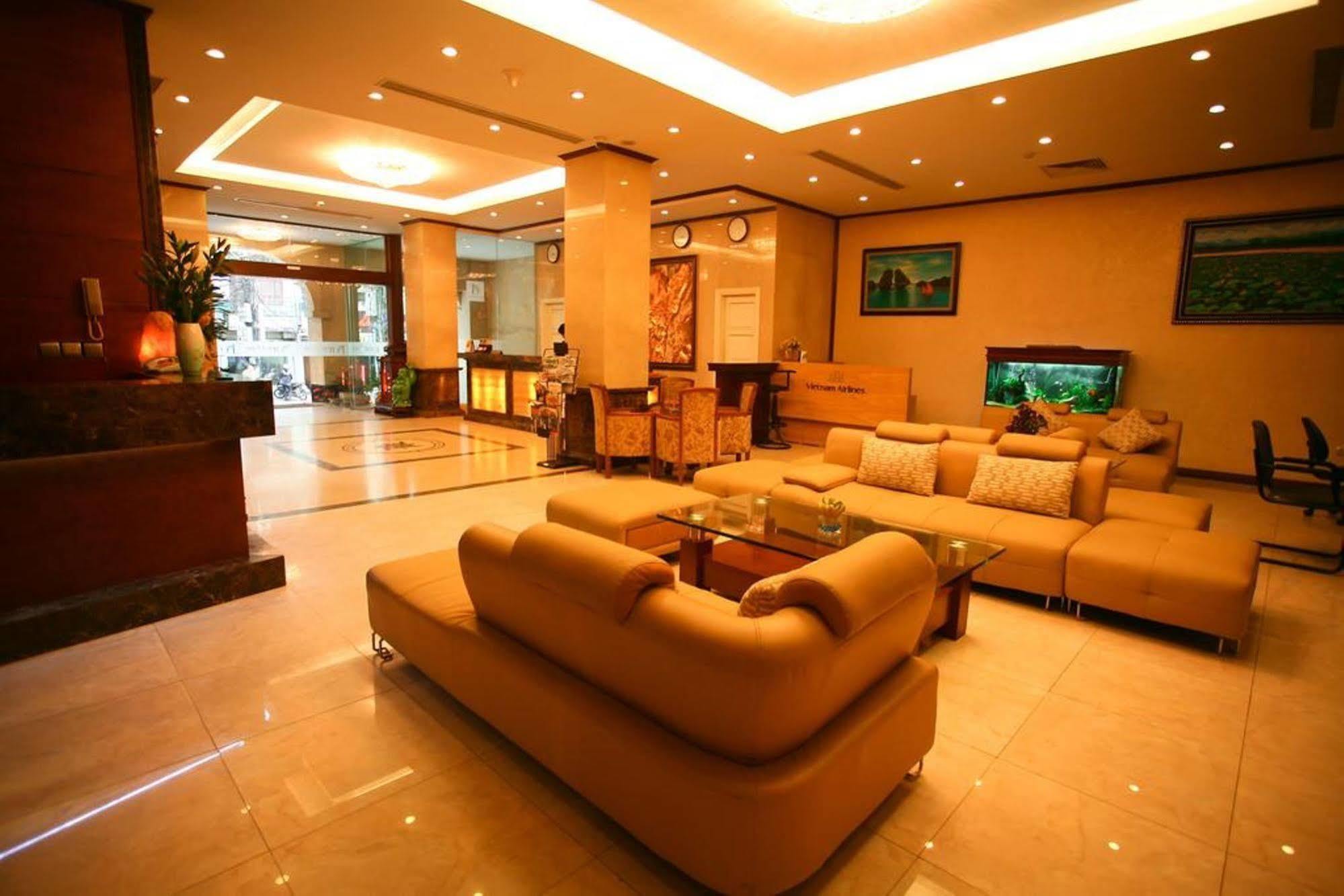 Royal Gate Hotel Hanoi Bagian luar foto