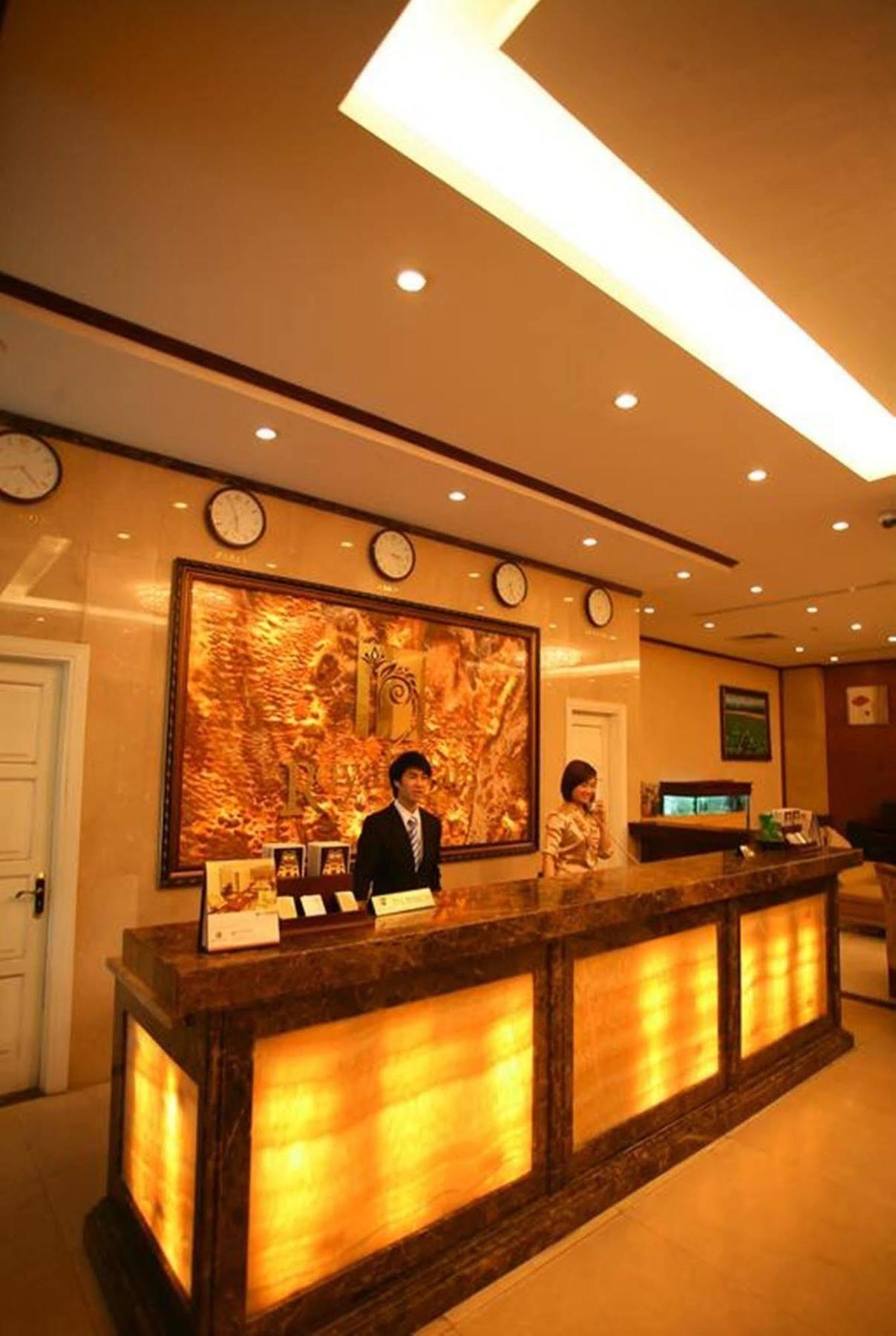 Royal Gate Hotel Hanoi Bagian luar foto