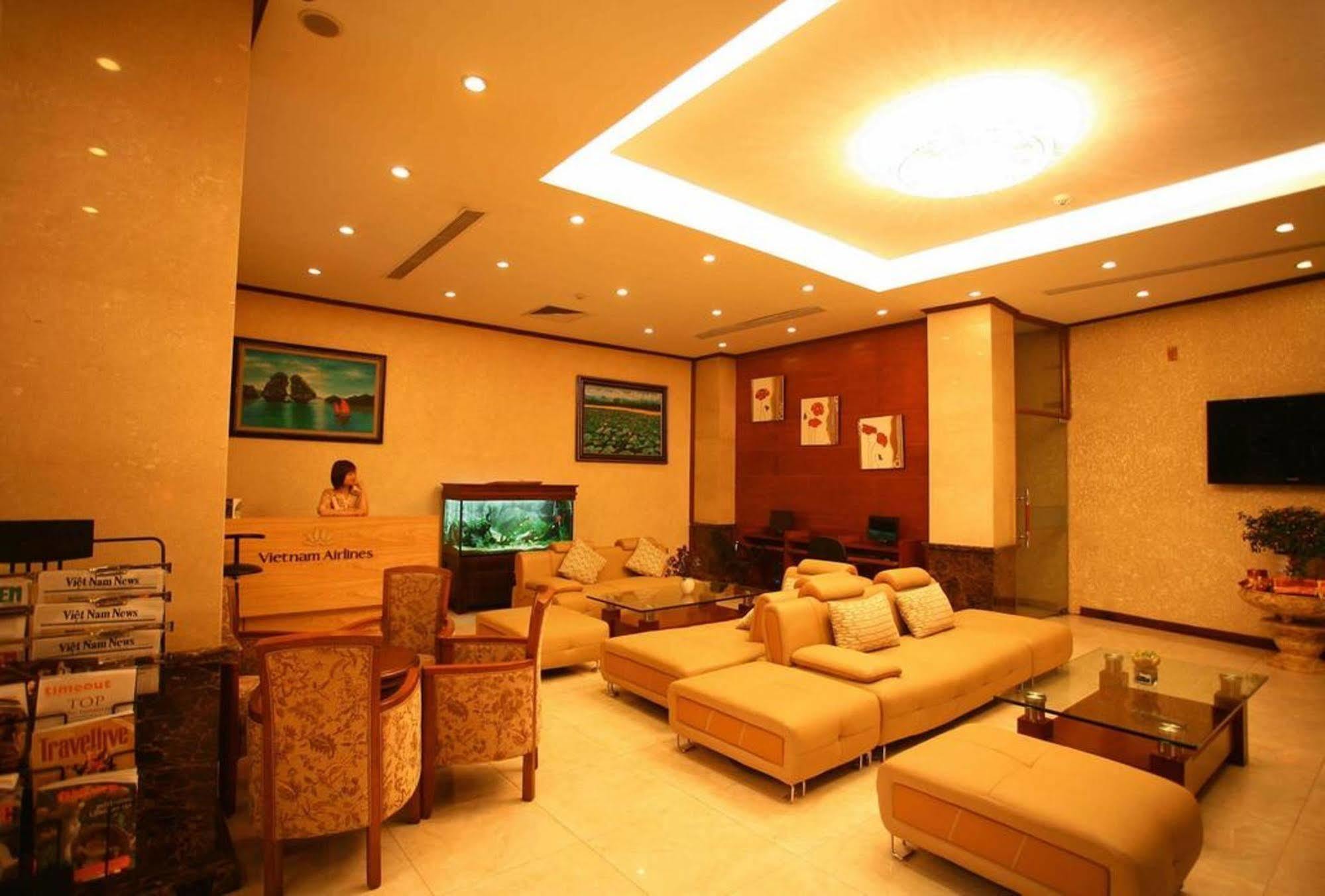 Royal Gate Hotel Hanoi Bagian luar foto
